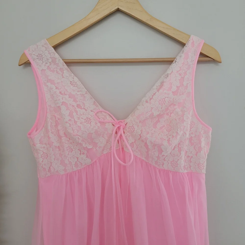 Vintage lace barbiecore ruffle baby doll nightgown lingerie - Picture 4 of 7